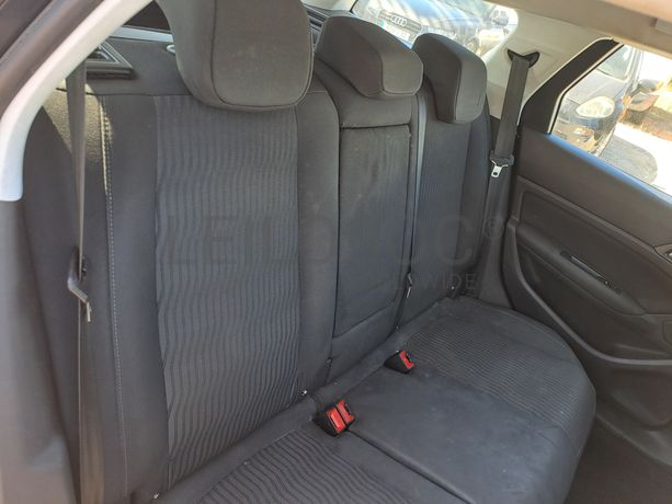 Peugeot 308 · Ano 2017