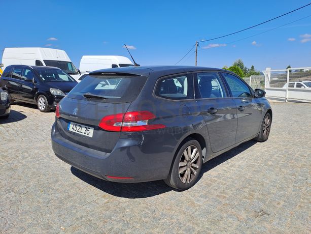 Peugeot 308 · Ano 2017