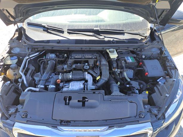 Peugeot 308 · Ano 2017