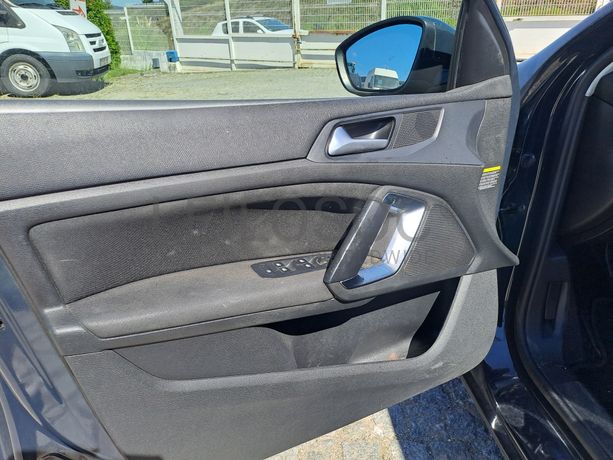 Peugeot 308 · Ano 2017