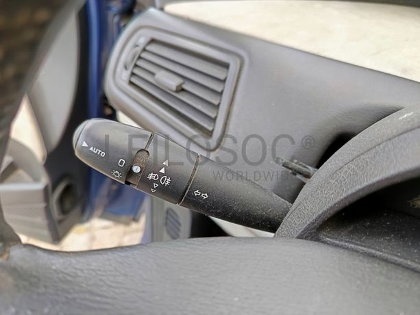 Peugeot 807 · Ano 2003