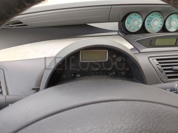 Peugeot 807 · Ano 2003