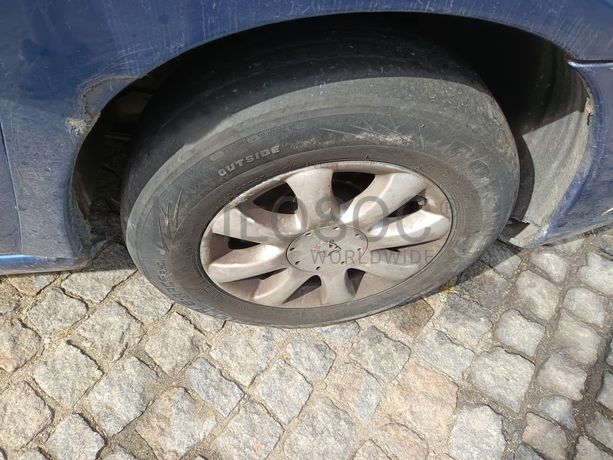 Peugeot 807 · Ano 2003