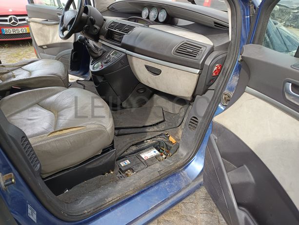 Peugeot 807 · Ano 2003