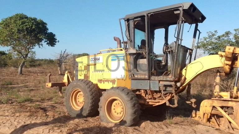 Motoniveladora - KOMATSU/GD 655-3A