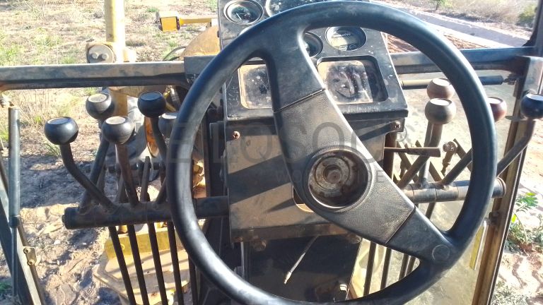 Motoniveladora - KOMATSU/GD 655-3A