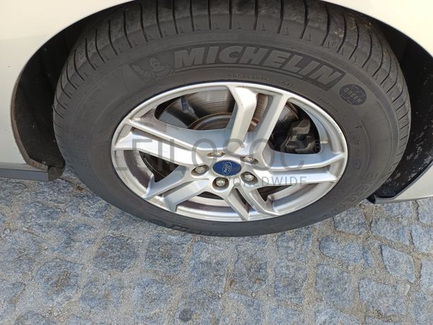 Ford Focus · Ano 2019