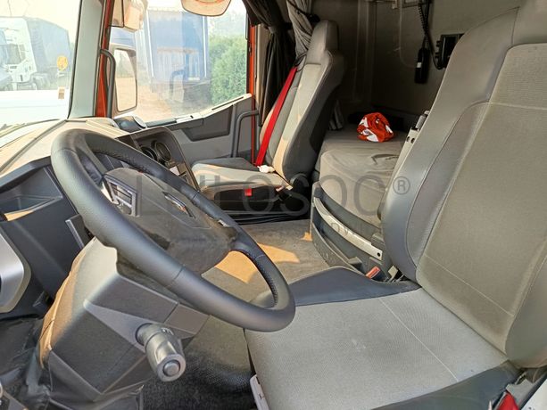 Renault T480 · Ano 2015 · Retarder