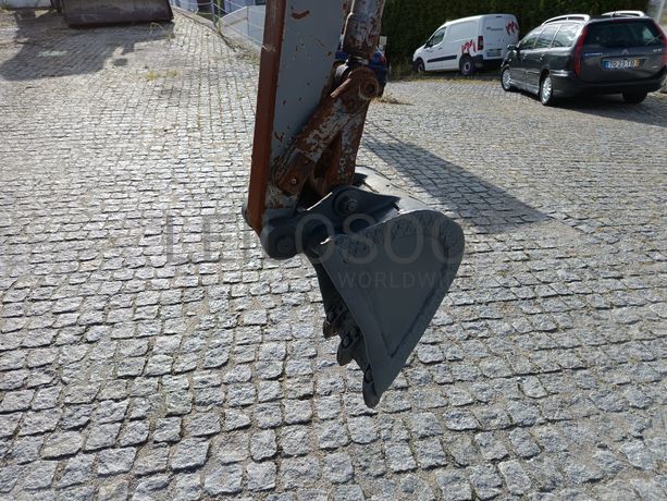 Mini Escavadora Takeuchi