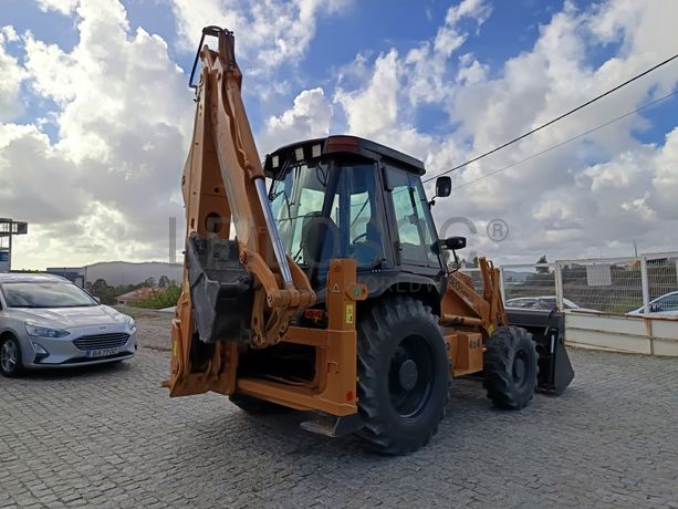 Retroescavadora Case - Ano 2000