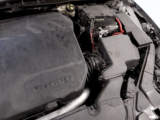 Volvo V40 · Ano 2013