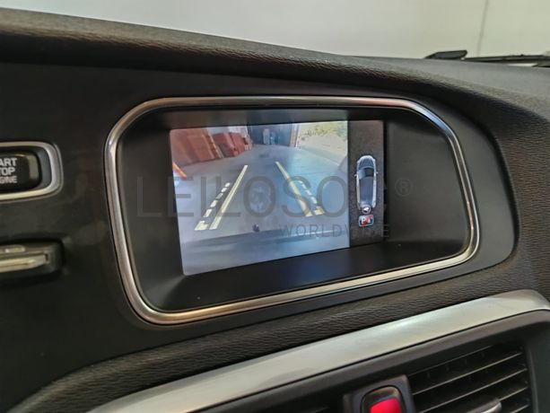 Volvo V40 · Ano 2013