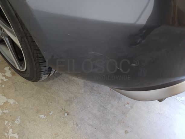 Volvo V40 · Ano 2013