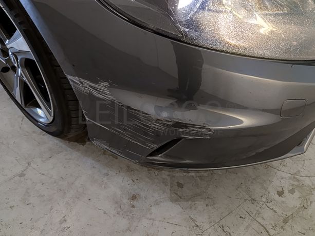 Volvo V40 · Ano 2013