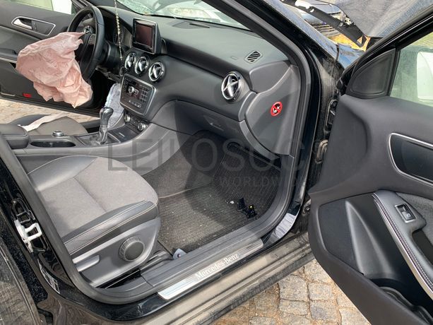 Mercedes-Benz A180 · Ano 2013