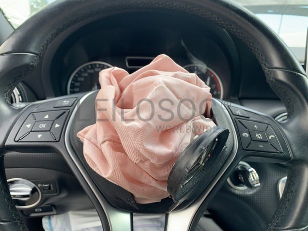 Mercedes-Benz A180 · Ano 2013