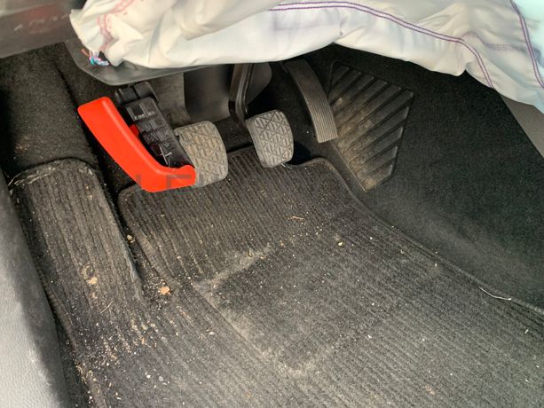 Mercedes-Benz A180 · Ano 2013