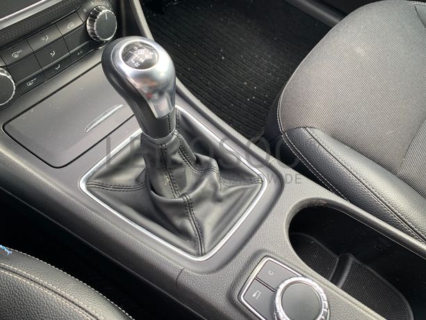 Mercedes-Benz A180 · Ano 2013