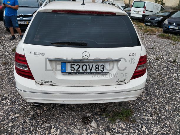 Mercedes-Benz C 220 CDI · Ano 2011