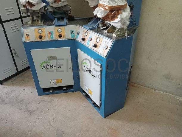 Máquina de Moldar Contrafortes