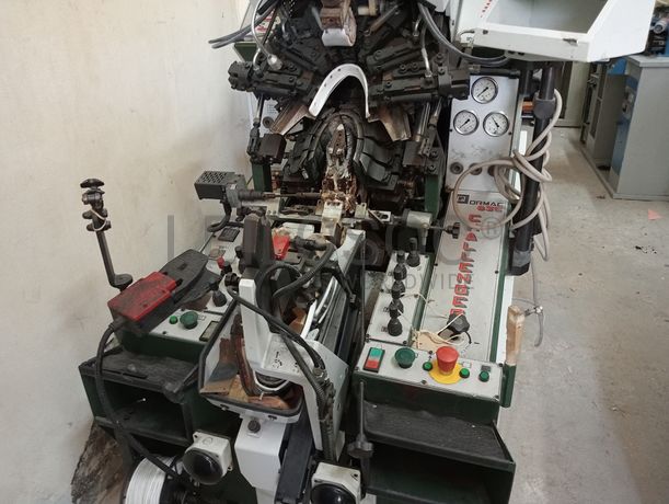 Máquina de Montar Bicos