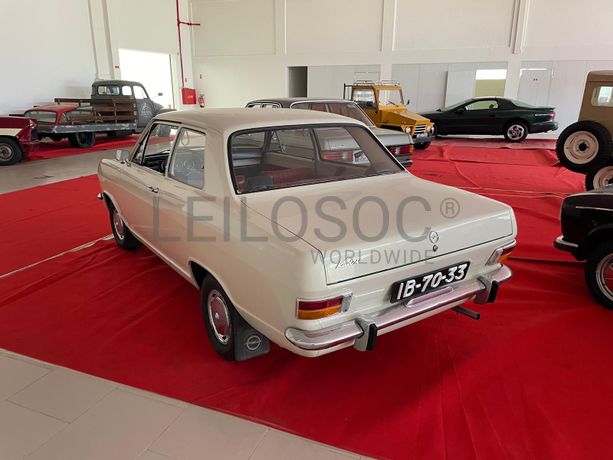 Opel Kadett Sedan 2 Door 1.1 · Ano 1967