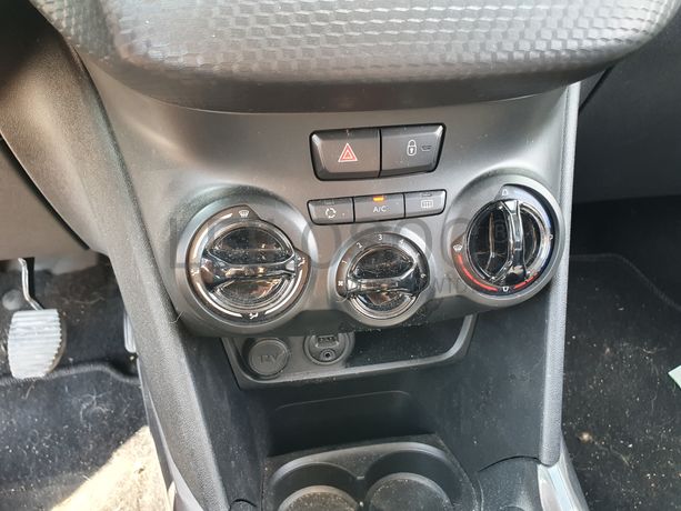 Peugeot 2008 · Ano 2017