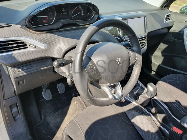 Peugeot 2008 · Ano 2017