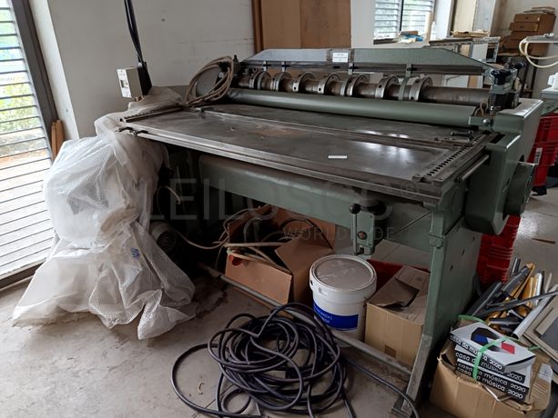 Máquina de Corte de Cartão