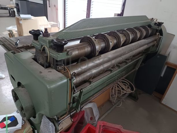 Máquina de Corte de Cartão