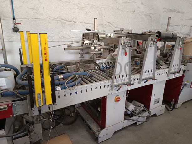 Máquina de Fechar Caixas