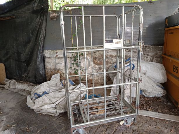 Carrinhos de Transporte