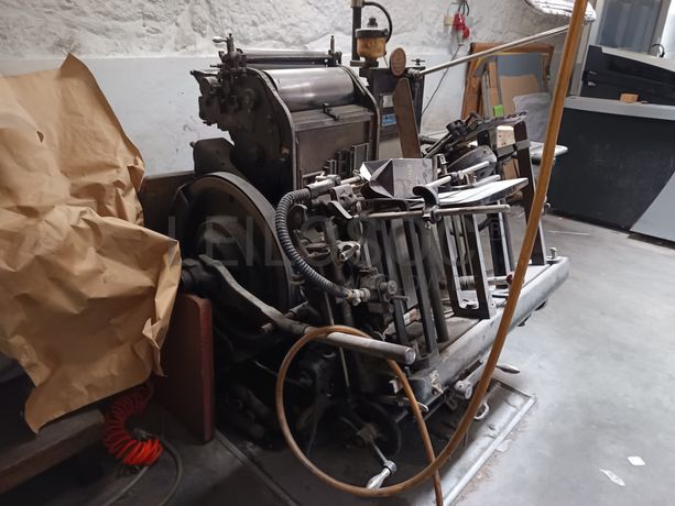 Máquina de Corte e Vinco