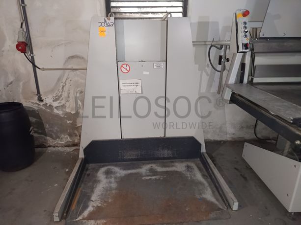 Elevador de Pilhas de Papel