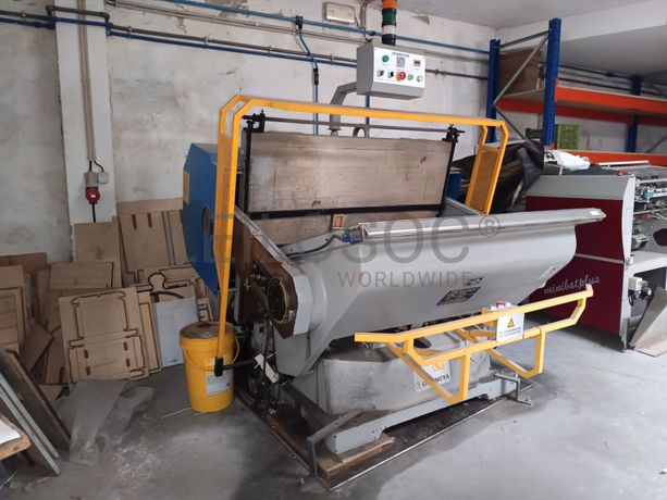 Máquina Troqueladora de Corte e Vinco