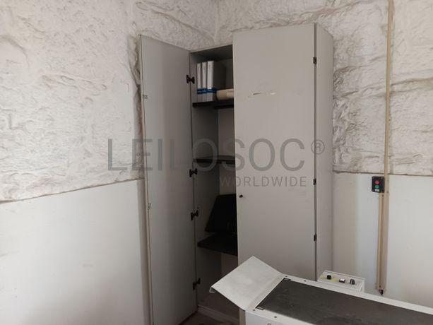 Bancadas de Trabalho · Armário · Estante