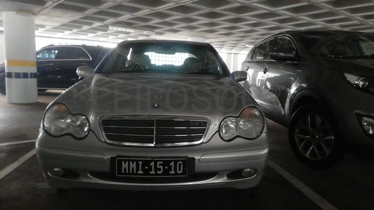 Mercedes Benz C200 Kompressor · Ano 2003