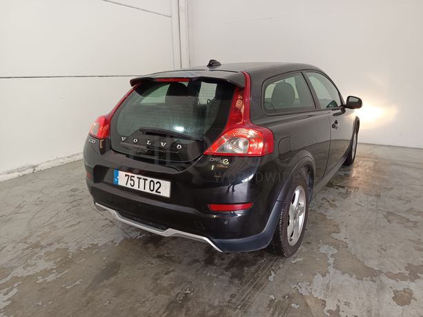 Volvo C30 · Ano 2013