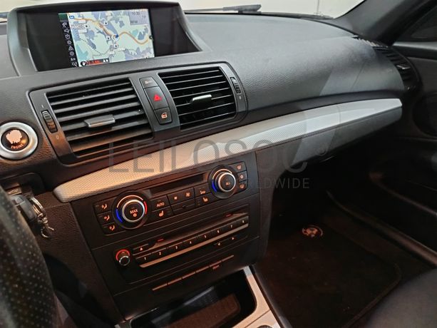 BMW 118D · Ano 2011