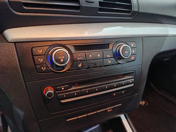 BMW 118D · Ano 2011