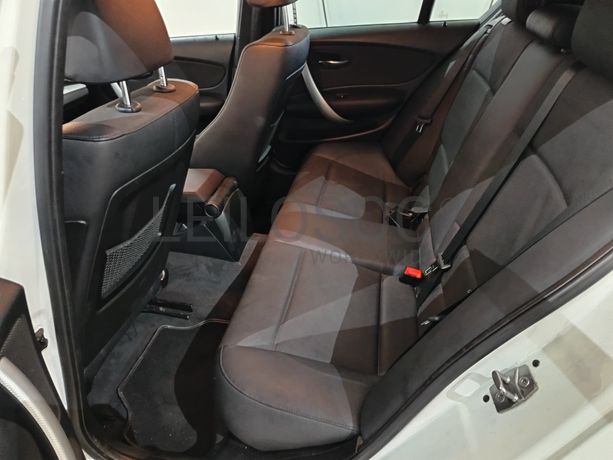 BMW 118D · Ano 2011