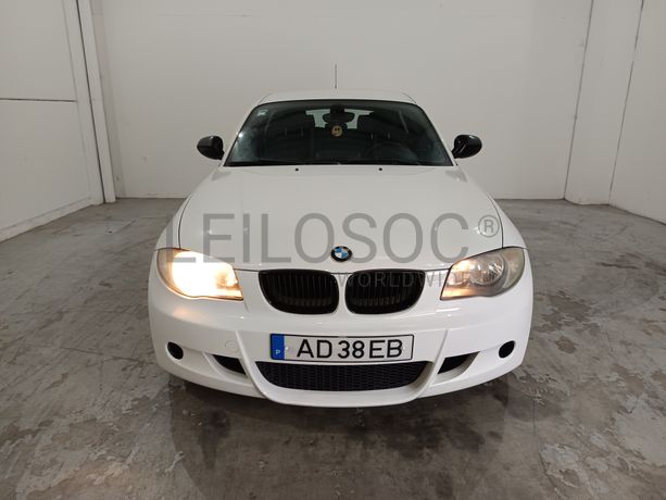 BMW 118D · Ano 2011