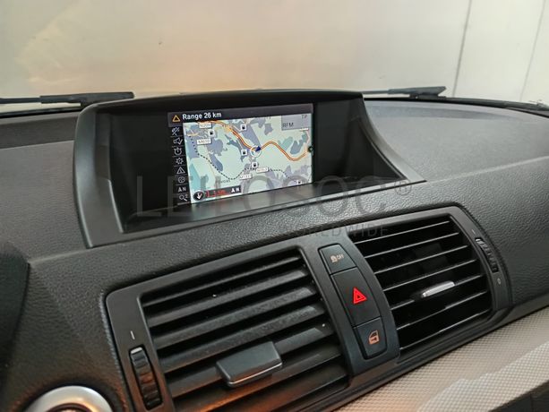 BMW 118D · Ano 2011