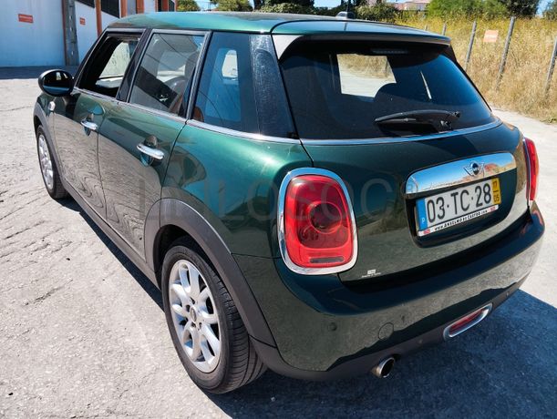 Mini Cooper One D · Ano 2017
