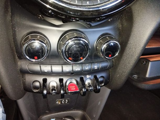 Mini Cooper One D · Ano 2017