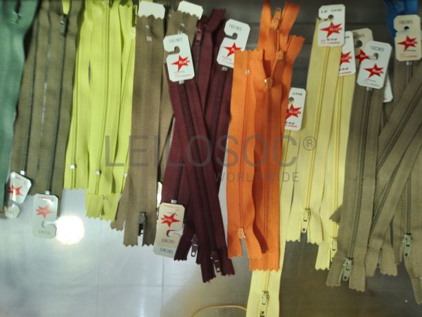 Material de Costura · Artigos de Retrosaria