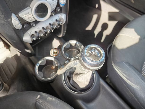 Mini Cooper D · Ano 2010