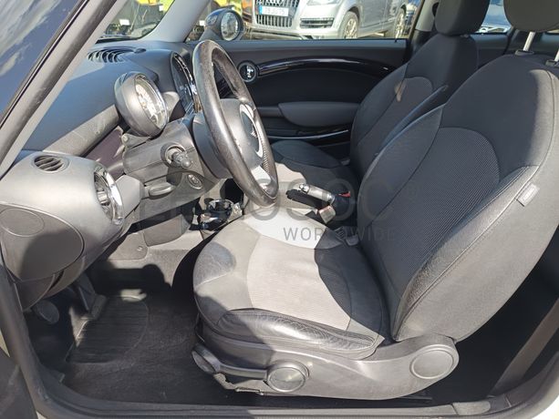 Mini Cooper D · Ano 2010