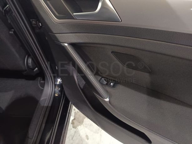 Volkswagen Golf · Ano 2016