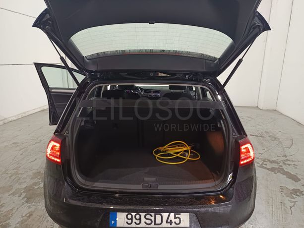 Volkswagen Golf · Ano 2016